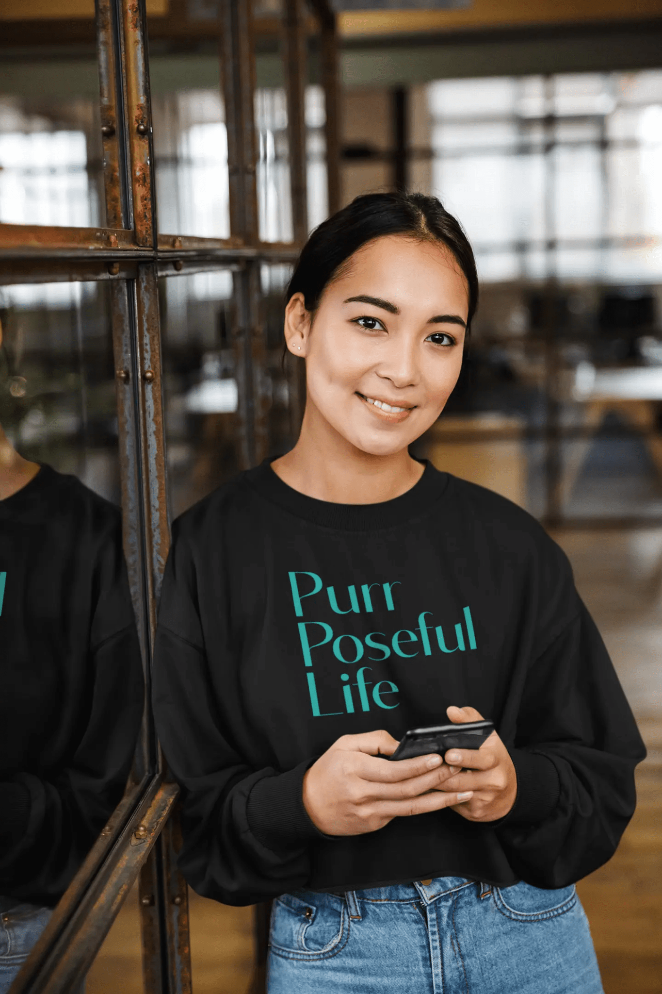 Women's Cropped Fleece Pullover - Chic Kitty