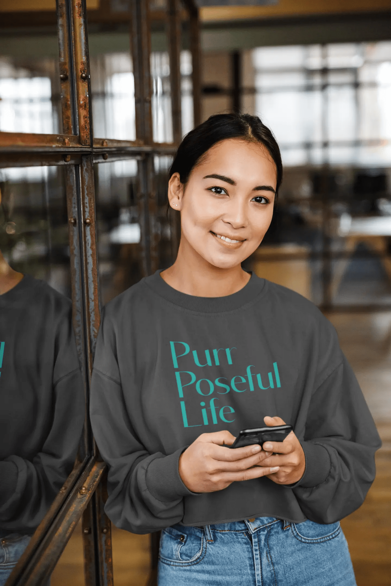 Women's Cropped Fleece Pullover - Chic Kitty